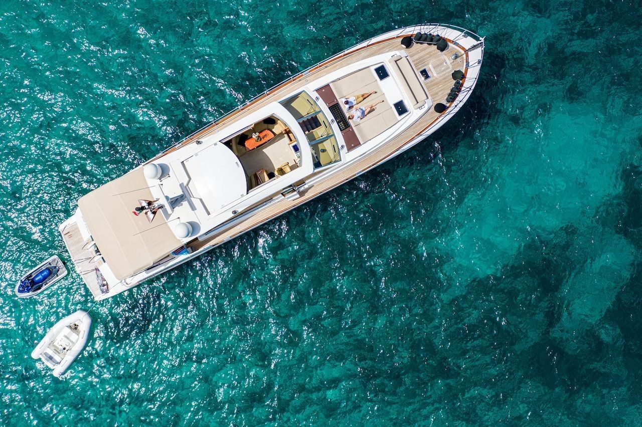 Location de bateau en Corse Guy Couach 21